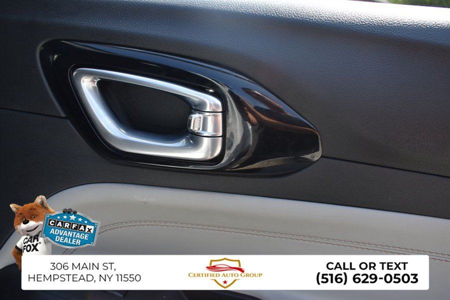 Used 2025 Jeep Compass Limited AWD/4WD image 25