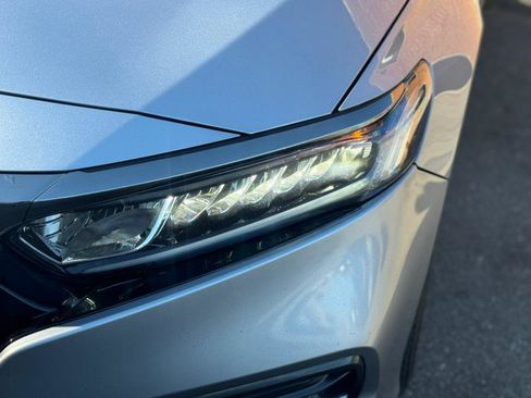 Used 2019 Honda Accord Sport image 9