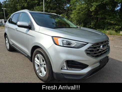 Used 2019 Ford Edge SEL AWD/4WD image 4