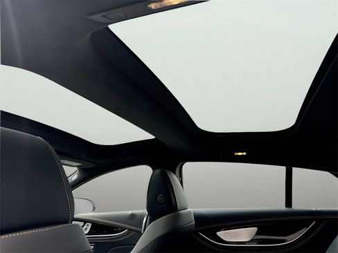 Used 2024 Mercedes-Benz AMG GT 53 image 22