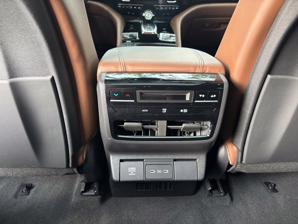 Used 2025 Acura MDX w/ Technology Package AWD/4WD image 27