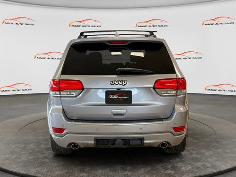 Used 2016 Jeep Grand Cherokee Overland AWD/4WD image 9