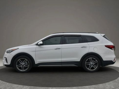 Used 2017 Hyundai Santa Fe Limited image 6