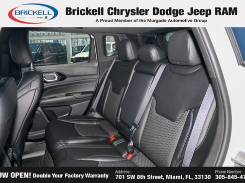 Used 2026 Jeep Compass Latitude AWD/4WD image 16