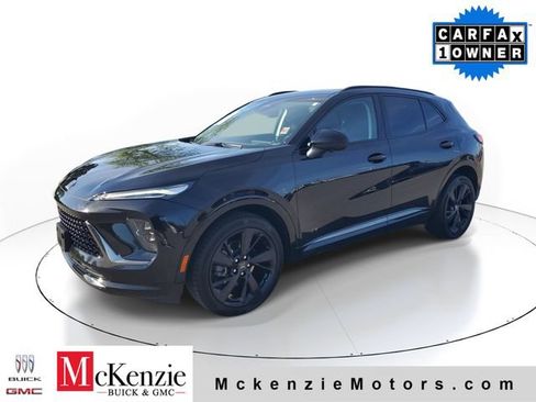 Used 2025 Buick Envision Sport Touring AWD/4WD image 2