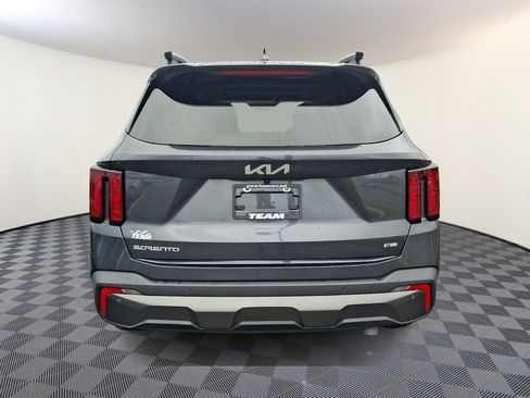 Used 2024 Kia Sorento X-Line EX AWD/4WD image 5