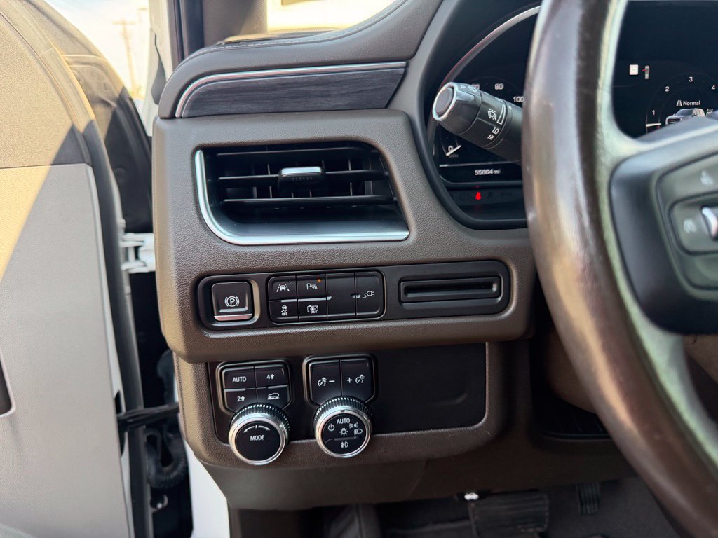 Used 2022 GMC Yukon SLT w/ SLT Luxury Package AWD/4WD image 28