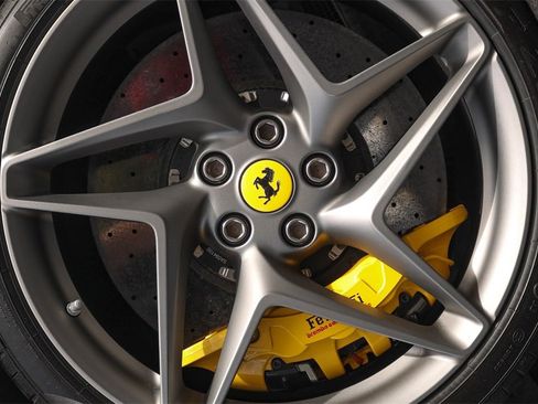 Certified 2022 Ferrari F8 Tributo image 14