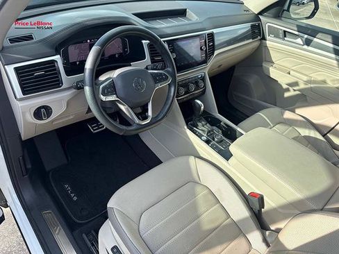 Used 2021 Volkswagen Atlas SEL Premium AWD/4WD image 17