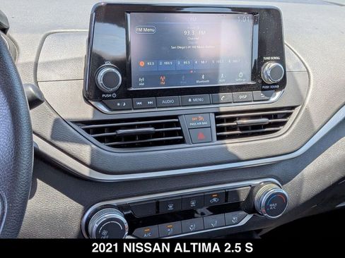 Used 2021 Nissan Altima 2.5 S FWD image 24