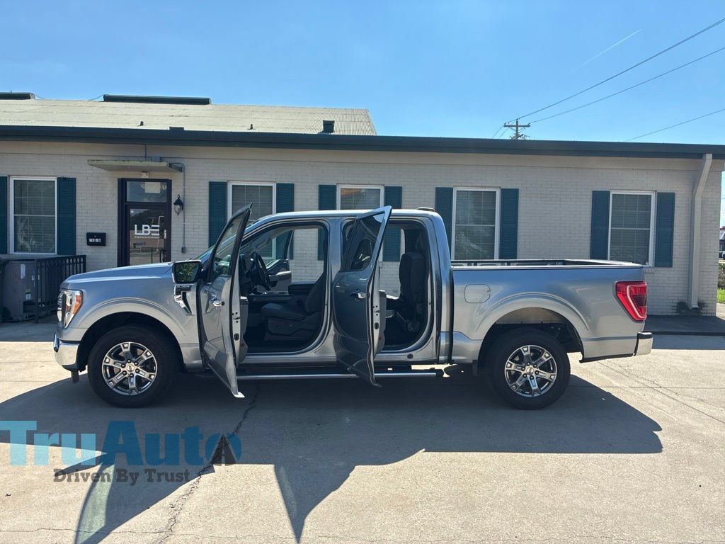 Used 2023 Ford F150 XLT w/ Equipment Group 302A High RWD image 14