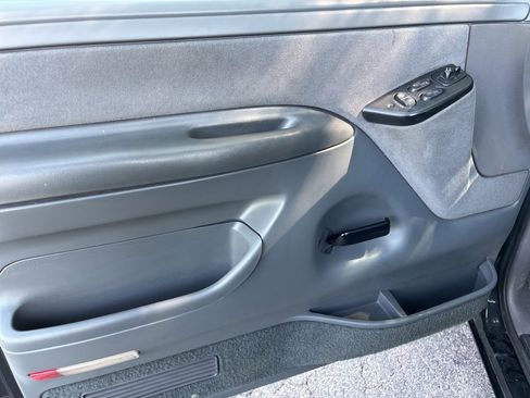 Used 1993 Ford F150 Lightning image 36