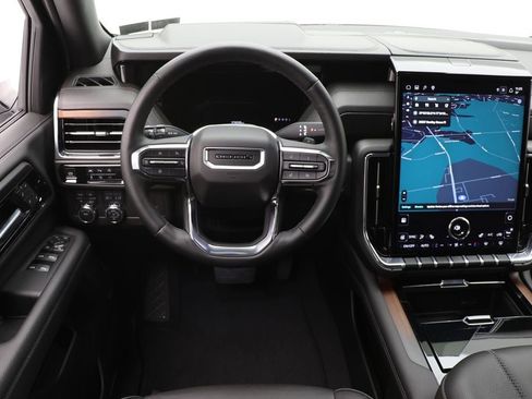 Used 2025 GMC Yukon XL Denali image 14