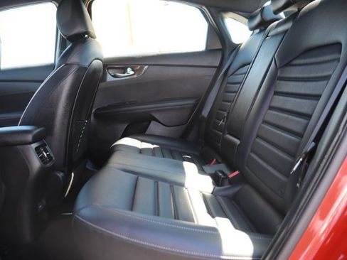 Used 2023 Kia Forte GT-Line w/ GT-Line Premium Package FWD image 14