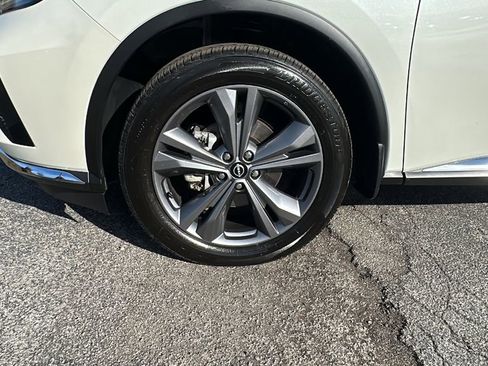 Used 2024 Nissan Murano Platinum w/ Cargo Package image 9