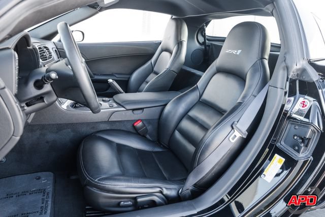 Used 2009 Chevrolet Corvette ZR1 w/ Preferred Equipment Group RWD image 4