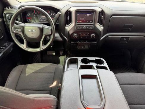 Used 2021 Chevrolet Silverado 1500 Custom Trail Boss w/ Midnight Edition image 9