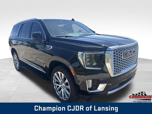 Used 2023 GMC Yukon Denali AWD/4WD image 10