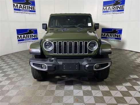 Used 2024 Jeep Wrangler Sahara w/ Technology Group image 12