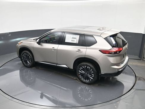 New 2026 Nissan Rogue Platinum w/ Platinum Premium Package AWD/4WD image 7