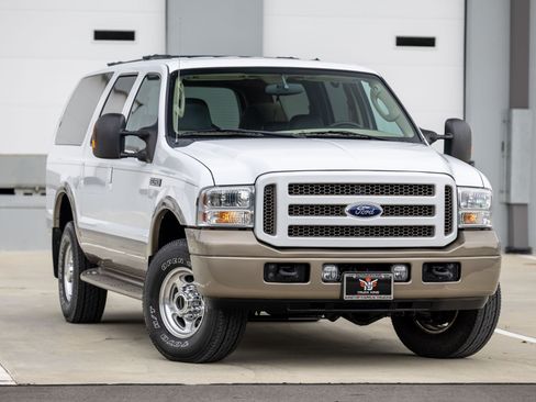 Used 2005 Ford Excursion Eddie Bauer AWD/4WD image 2