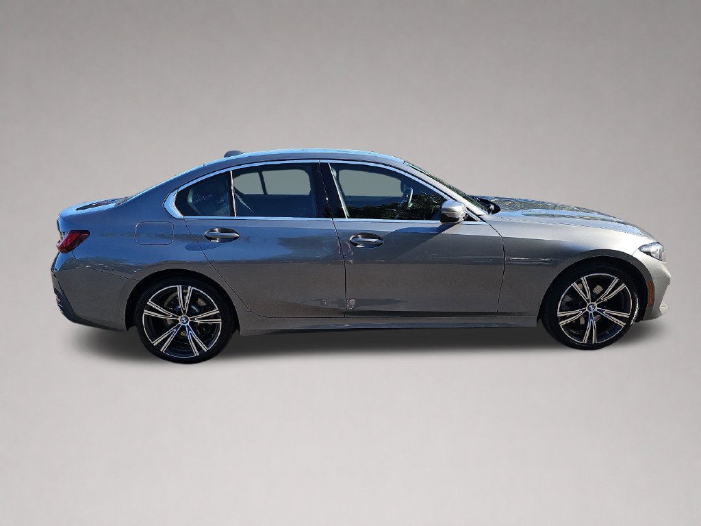 Certified 2024 BMW 330i xDrive Sedan w/ Premium Package AWD/4WD image 3