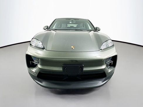 Used 2024 Porsche Macan 4 Electric image 6