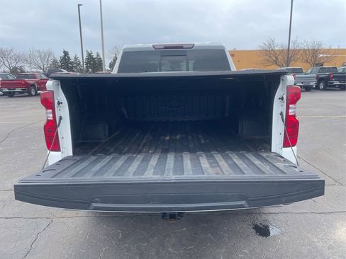 Used 2024 Chevrolet Silverado 1500 LT w/ Convenience Package II image 21