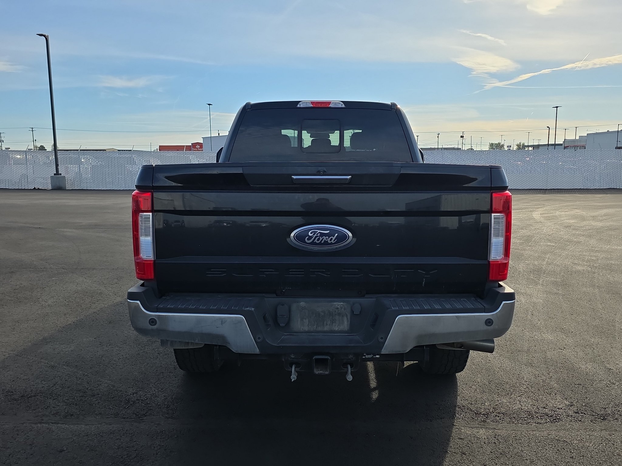 Used 2018 Ford F350 XLT w/ XLT Premium Package AWD/4WD image 7