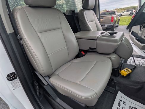 Used 2020 Ford F550 4x4 Regular Cab Super Duty image 17