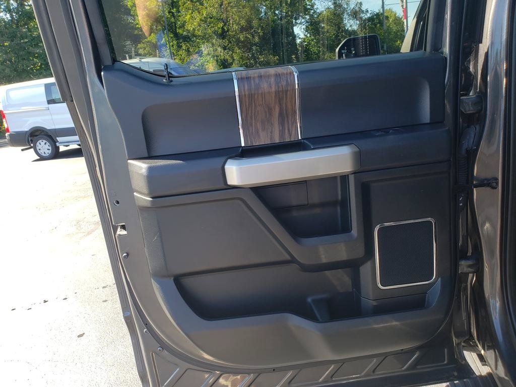 Used 2019 Ford F150 Lariat AWD/4WD image 14