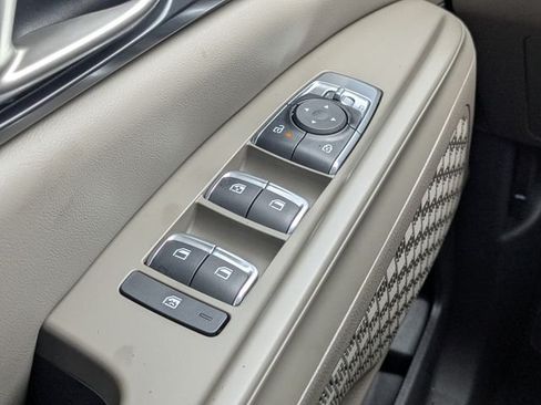 New 2027 Kia Carnival LX FWD image 27