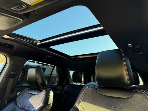 Used 2024 Ford Explorer ST w/ Equipment Group 401A image 19