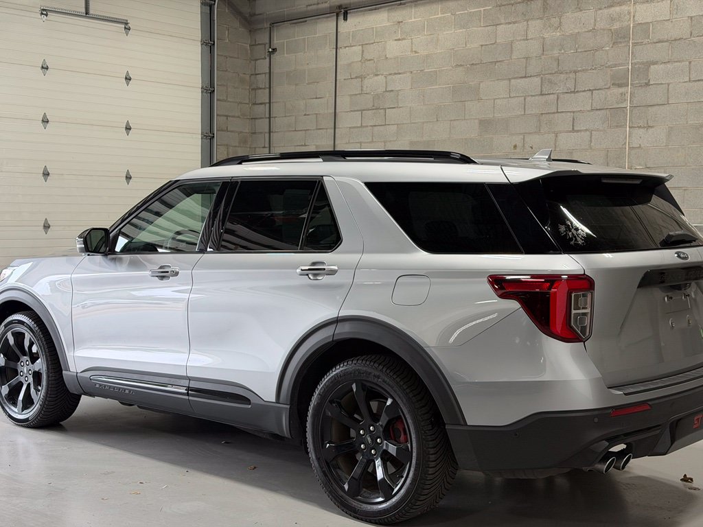 Used 2020 Ford Explorer ST w/ ST Street Pack AWD/4WD image 3