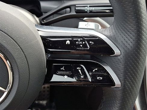 Certified 2025 Mercedes-Benz GLC 300 4MATIC image 22