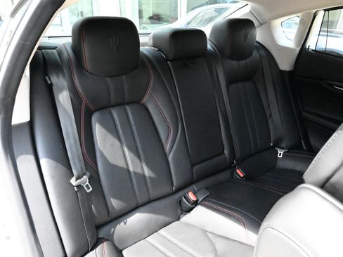 Used 2021 Maserati Quattroporte S GranSport Q4 AWD/4WD image 50