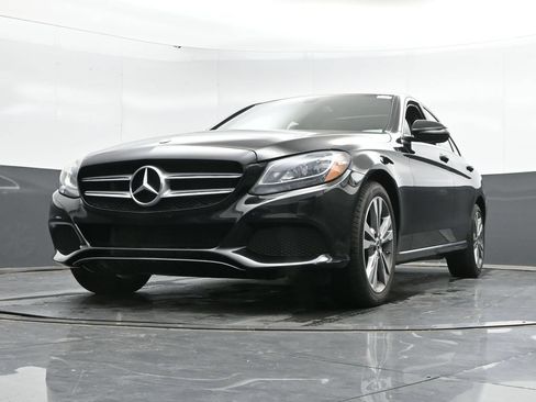 Used 2018 Mercedes-Benz C 300 4MATIC Sedan image 44