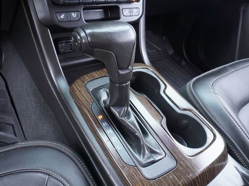 Certified 2020 GMC Canyon Denali image 19