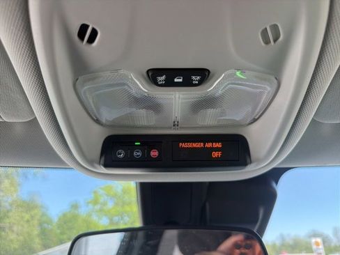 Certified 2023 Chevrolet TrailBlazer LT FWD image 29