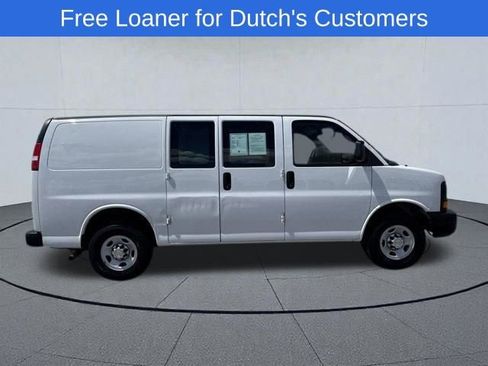 Used 2014 Chevrolet Express 2500 RWD image 3