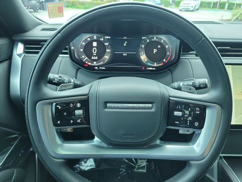 Used 2025 Land Rover Range Rover Long Wheelbase Autobiography AWD/4WD image 29