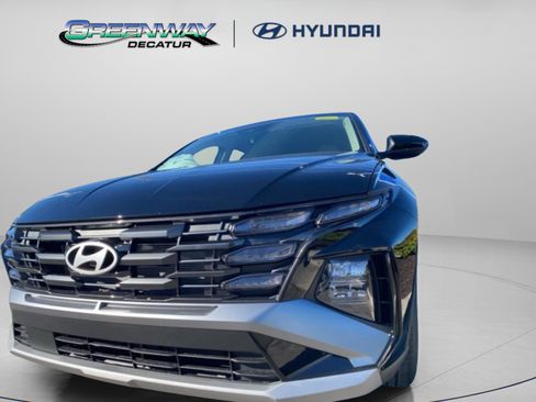 New 2026 Hyundai Tucson SE image 3