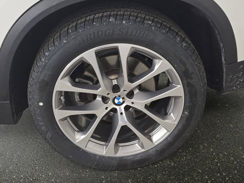 Certified 2024 BMW X5 xDrive40i w/ Premium Package image 35