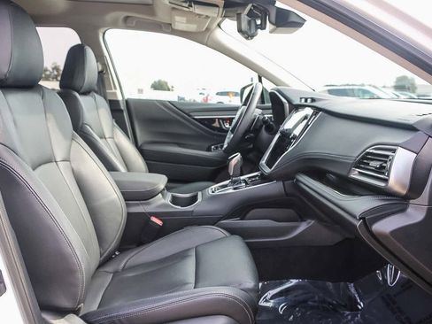 Used 2025 Subaru Outback Touring XT image 12