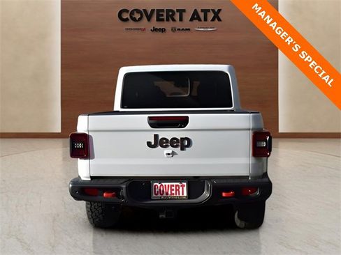 New 2025 Jeep Gladiator Rubicon image 4