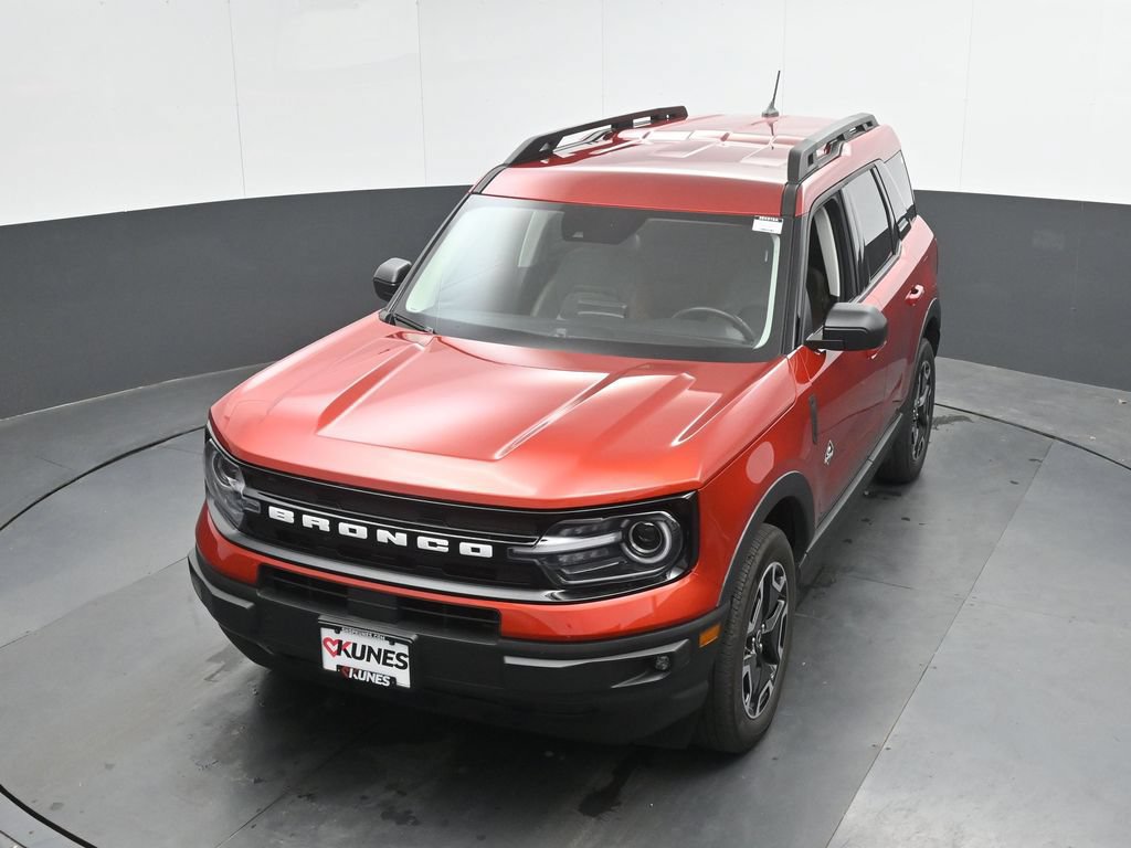 Used 2023 Ford Bronco Sport Outer Banks w/ Tech Package AWD/4WD image 35