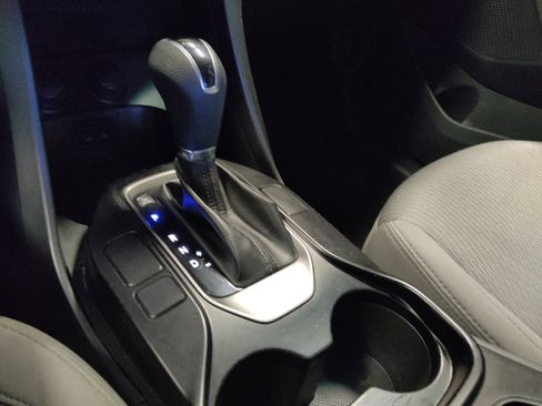 Used 2015 Hyundai Santa Fe Sport FWD image 26