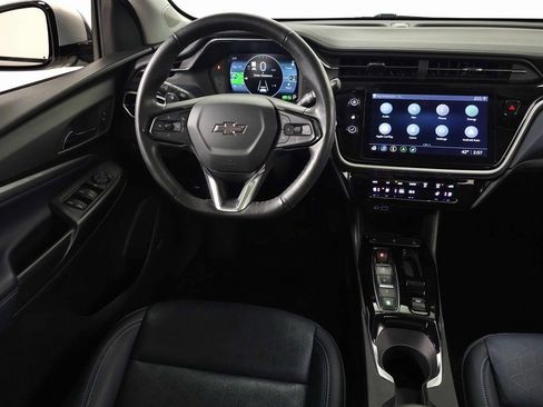 Used 2022 Chevrolet Bolt EUV Premier w/ Sun & Sound Package image 19