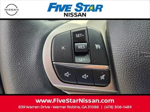 Used 2023 Ford Explorer XLT RWD image 24