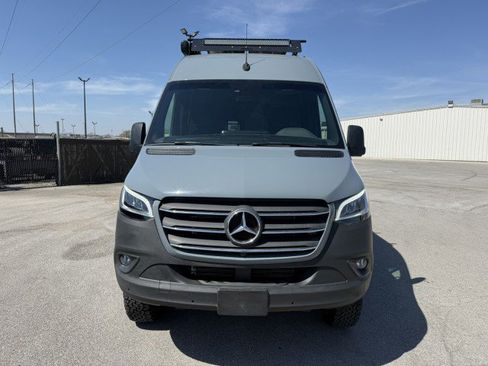 Used 2023 Mercedes-Benz Sprinter 2500 image 7